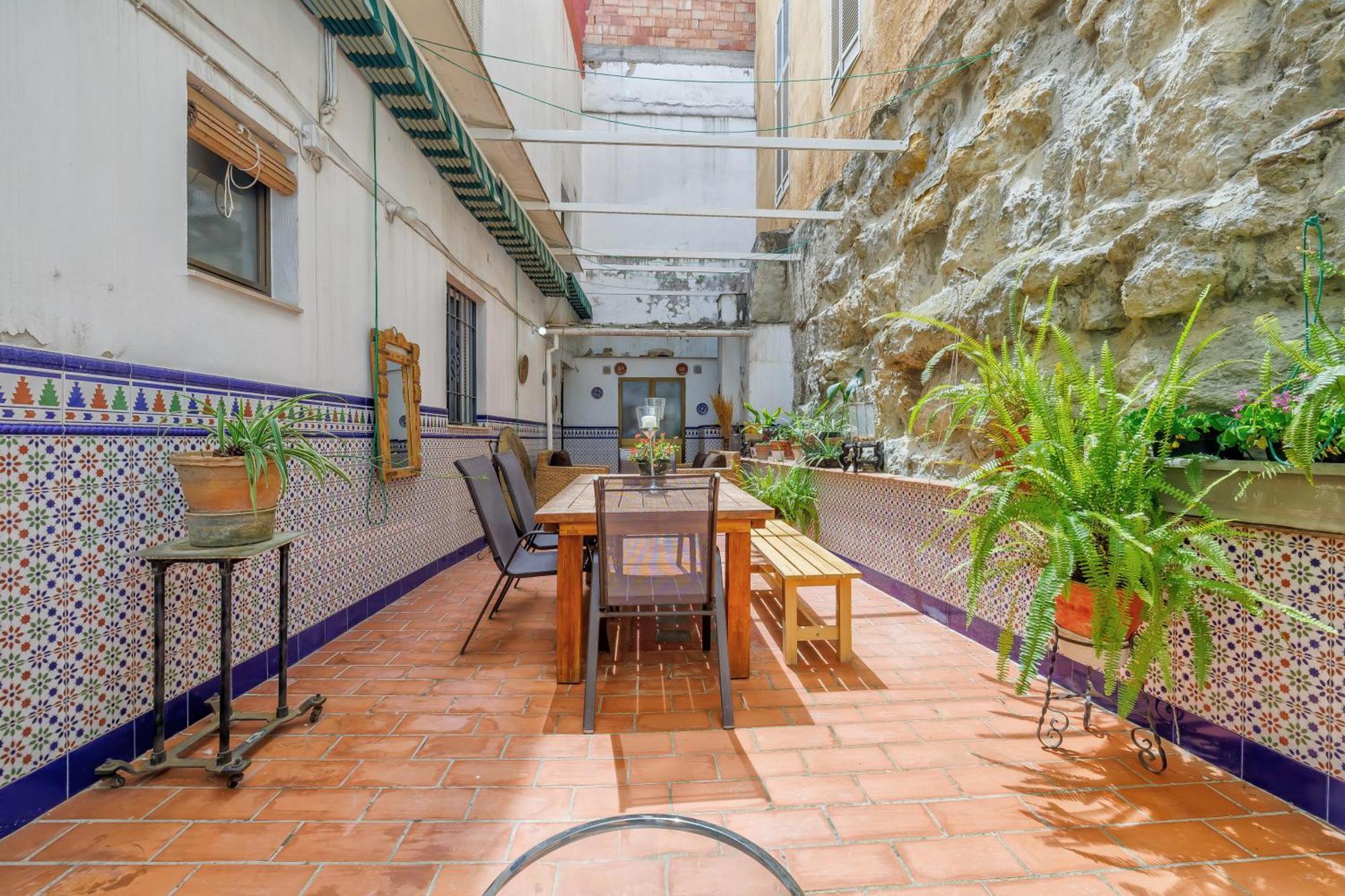 Apartment El Patio De La Muralla *